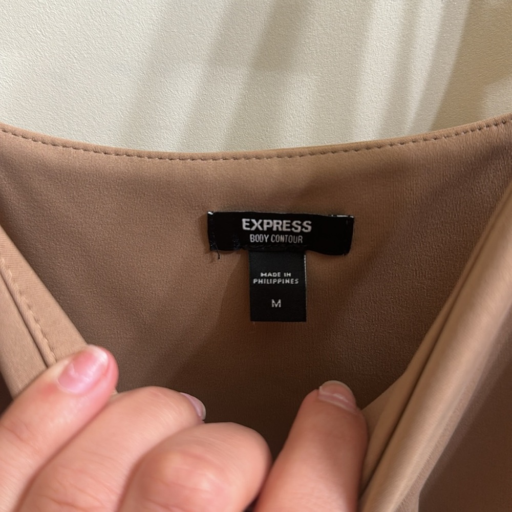 Tan Square neck tank top - Picture 3 of 5